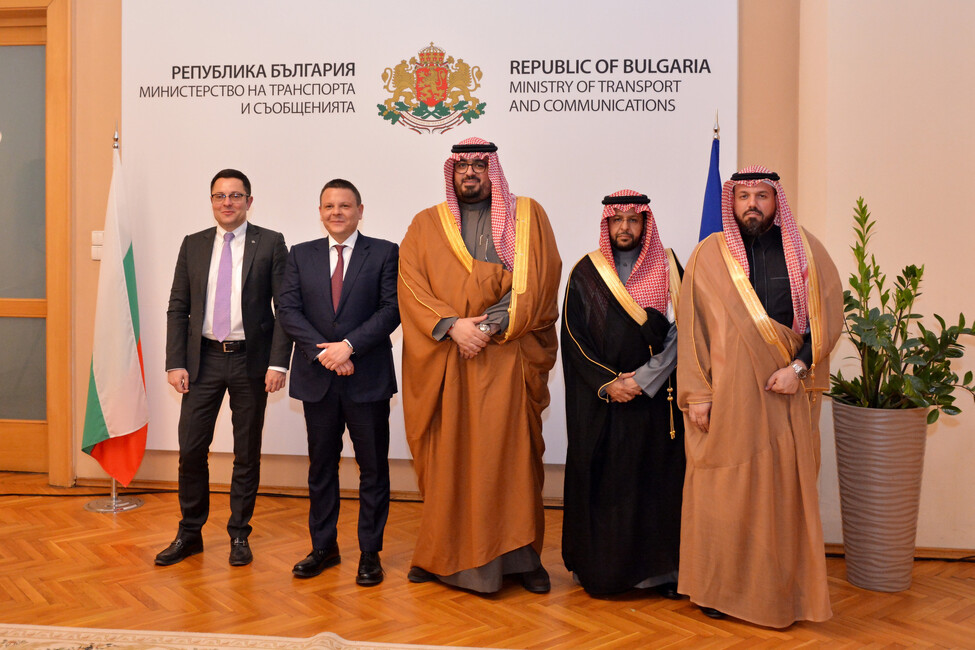 размазан фон bulgaria-saudi-arabia-6.jpg