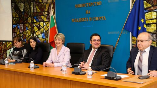 размазан фон 1-3-scaled.jpg