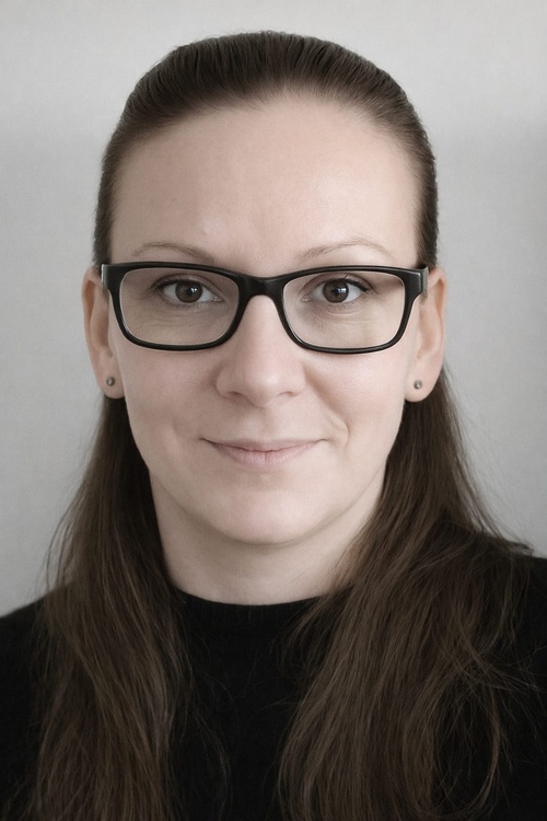 размазан фон mira_josifova_mir.jpg
