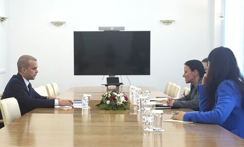 размазан фон viber_image_2026-03-06_15-47-47-248.jpg