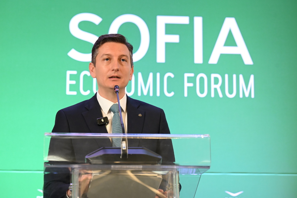 размазан фон EVG_4257.JPG
