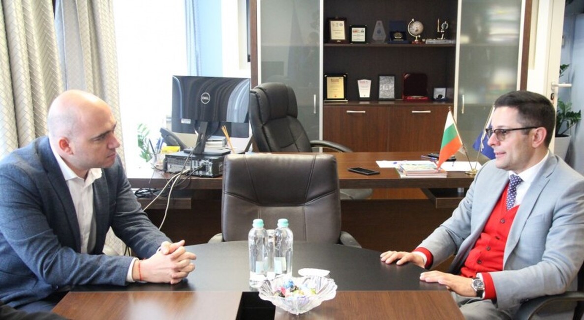 размазан фон 2022-10-06_14-35-22-529-1.jpg