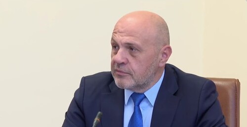 размазан фон screenshot-2025-09-25-101402.jpg